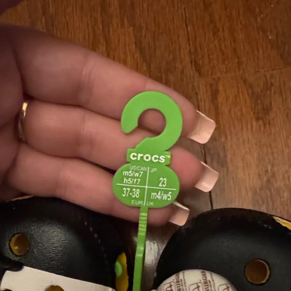 Limited edition McDonald’s Hamburglar‎ crocs
